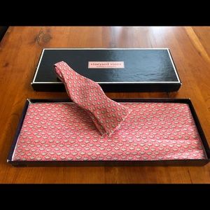 Vineyard Vines: Bow Tie and Cummerbund Set